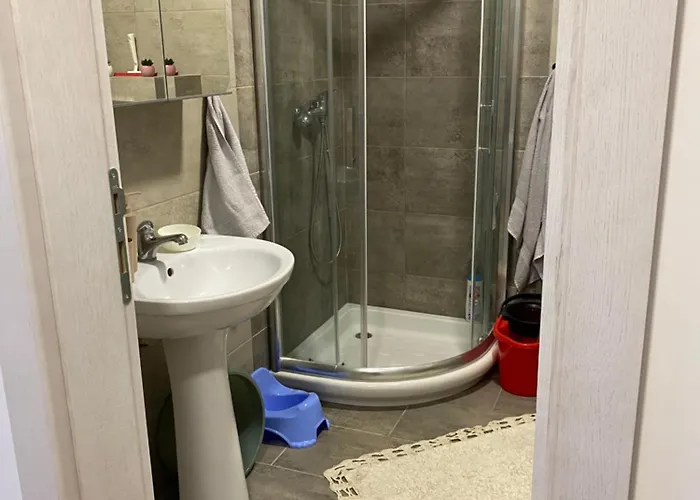 Adamovic Διαμέρισμα *